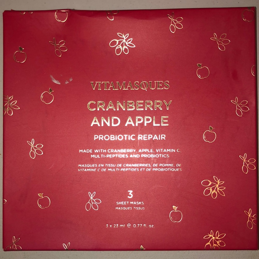Vitamasoues cranberry and apple sheet masks